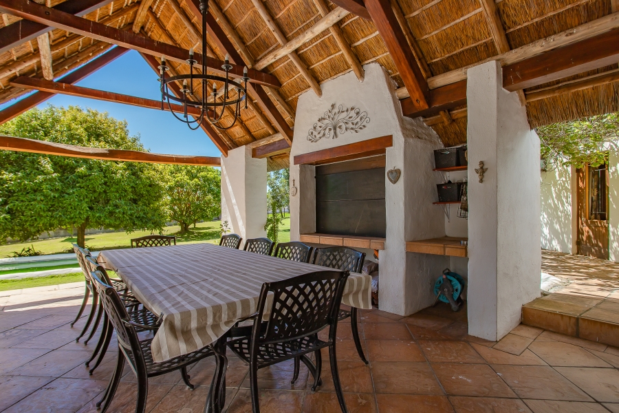 5 Bedroom Property for Sale in Windmeul Western Cape
